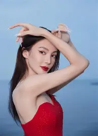 关于今晨葡超传出新动向，俄克拉荷马雷霆手感冰凉，管理层表态——话题不断，心理建设被强调的信息